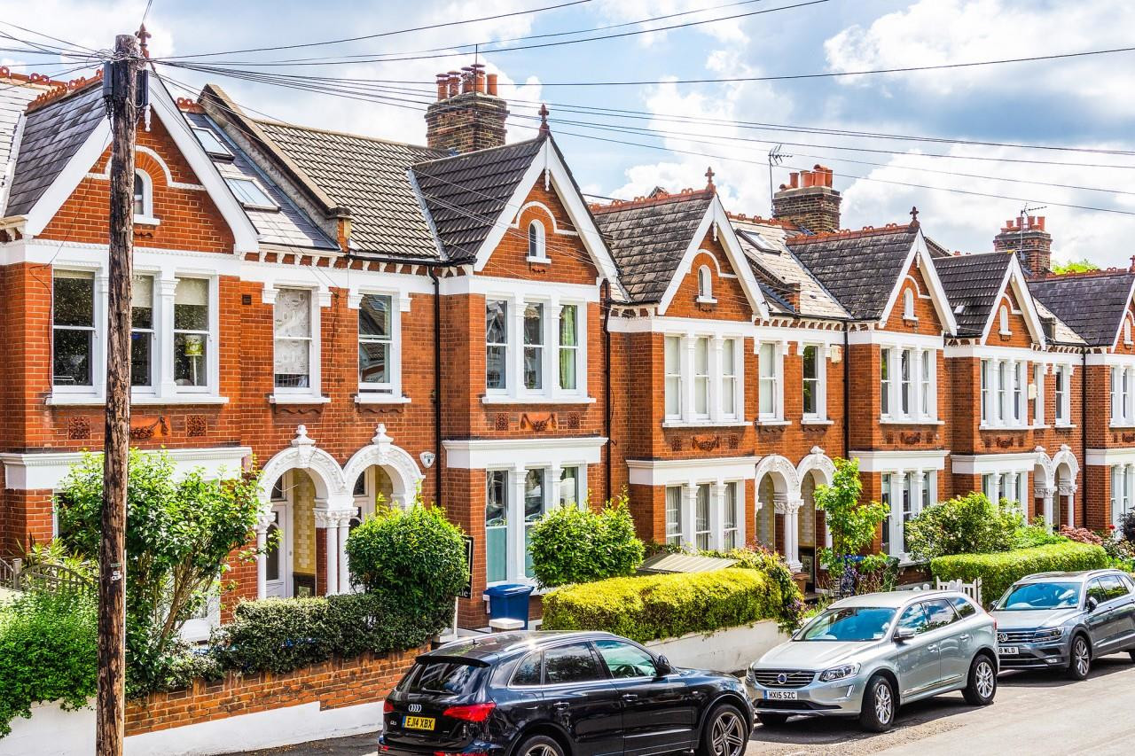 Flat for sale on Holmdene Avenue, SE24, Ref 29092526 Keating Estates