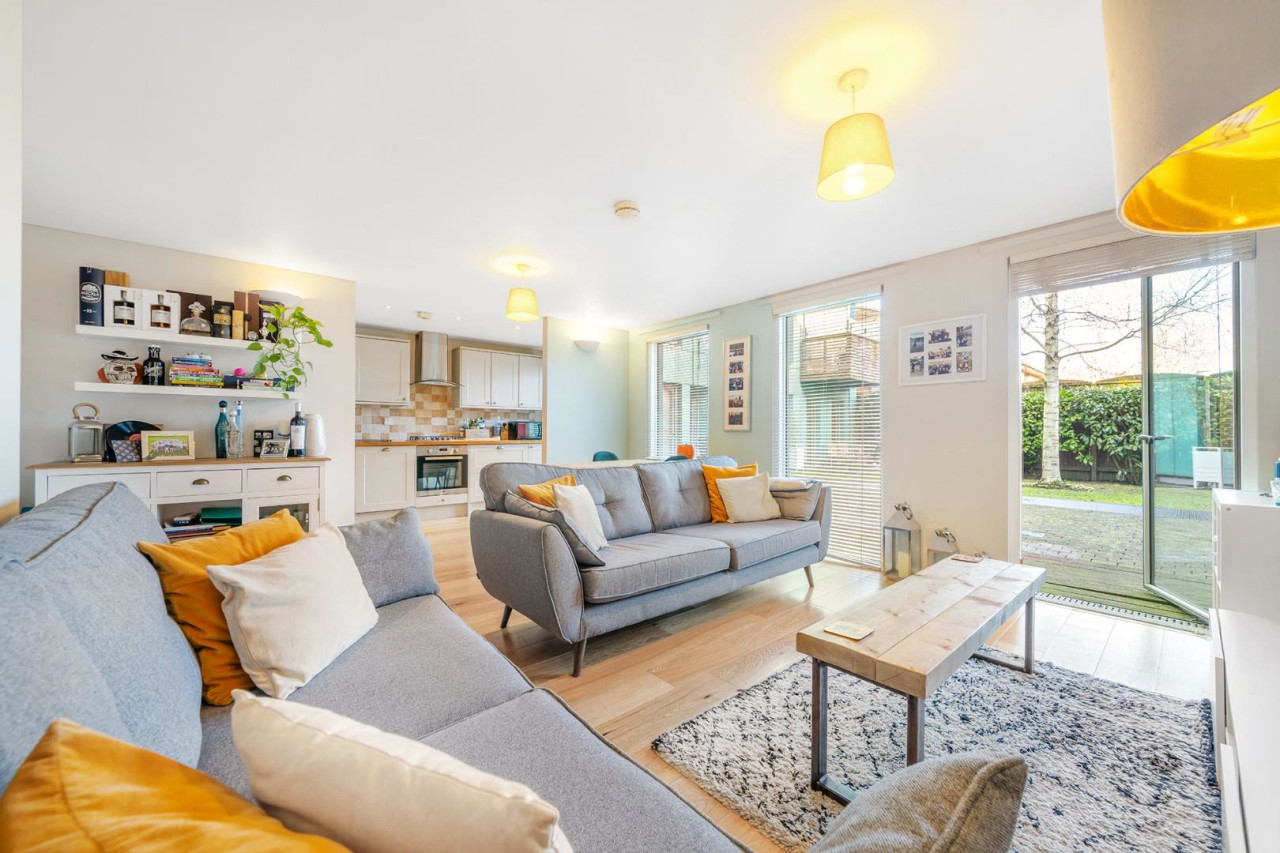 Balham Grove, SW12
