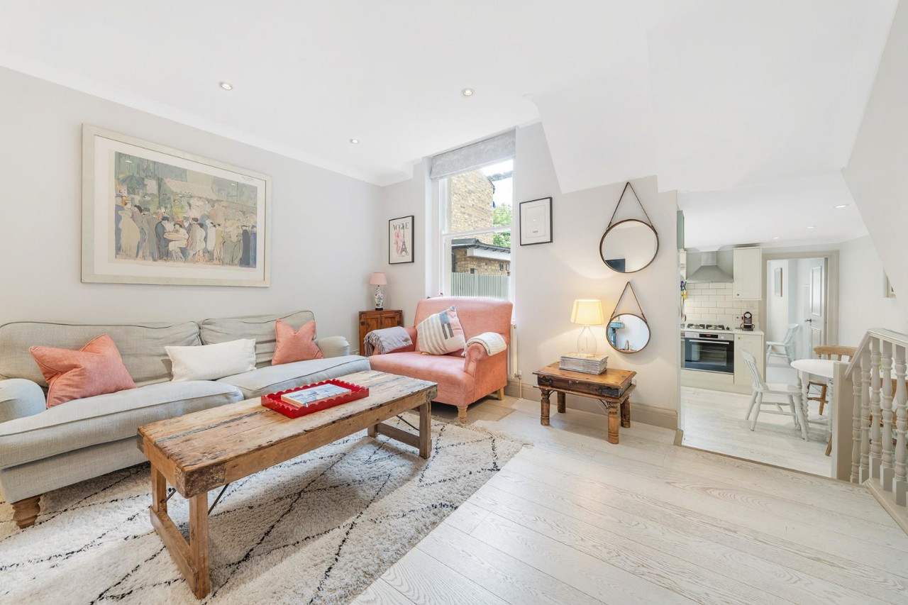 Dalyell Road, SW9