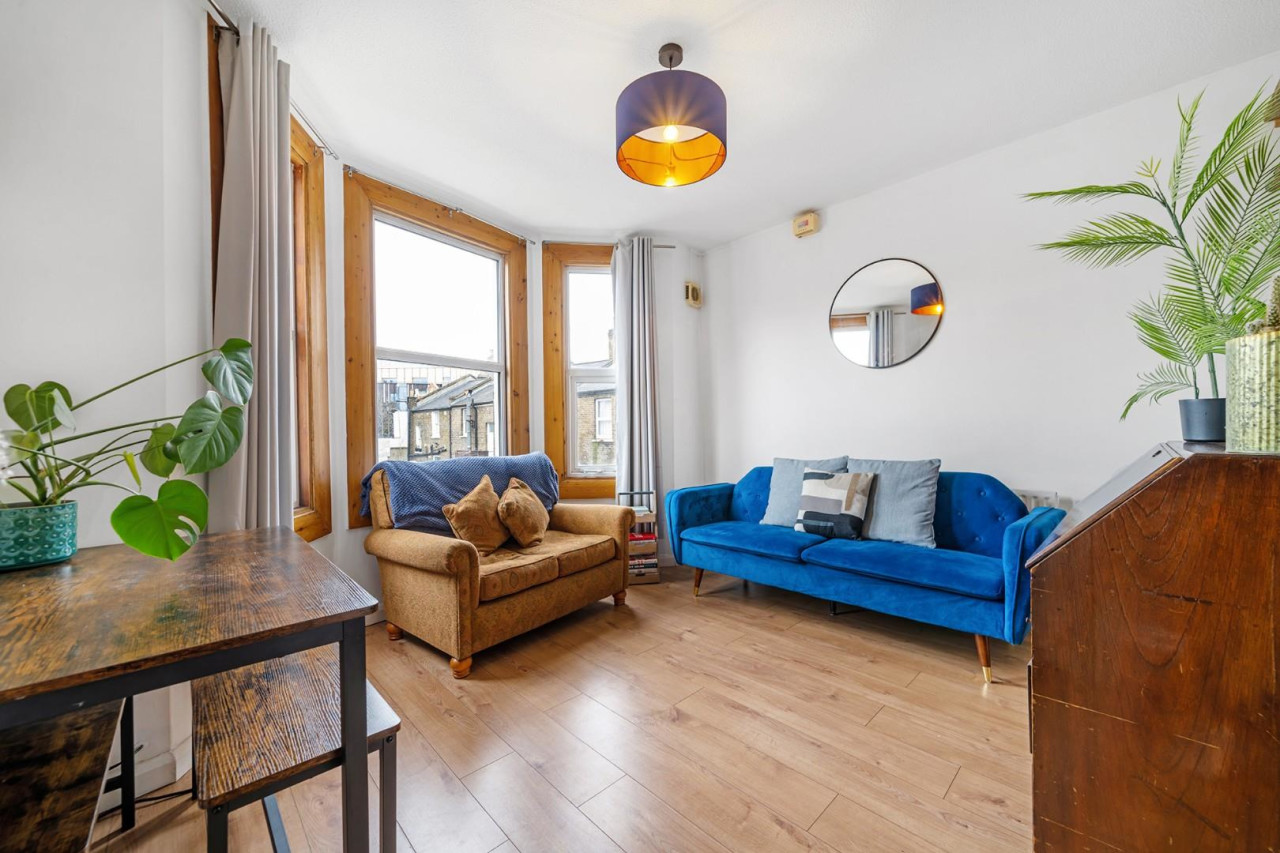 Coldharbour Lane, SW9