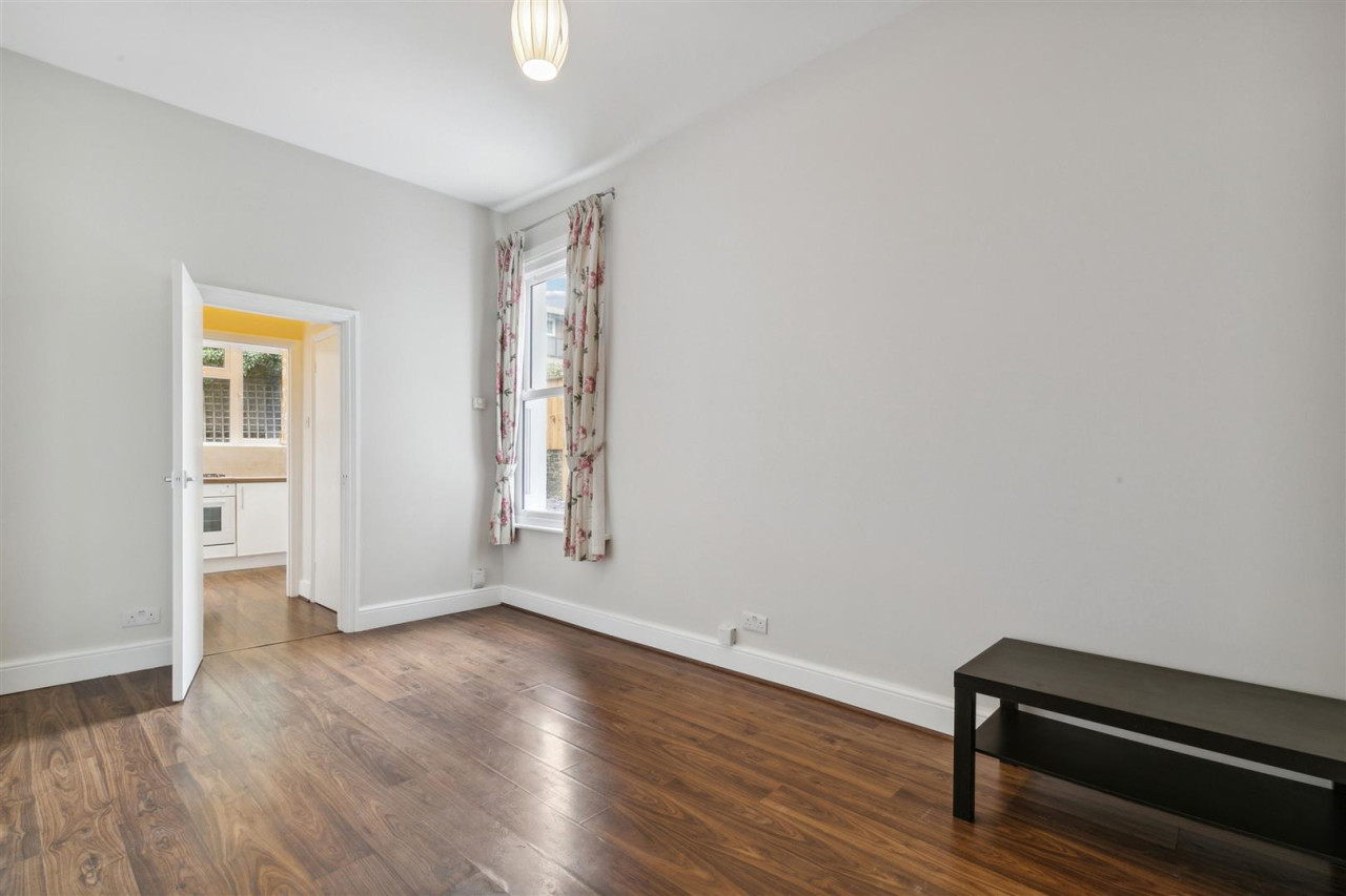 Lambert Road, SW2