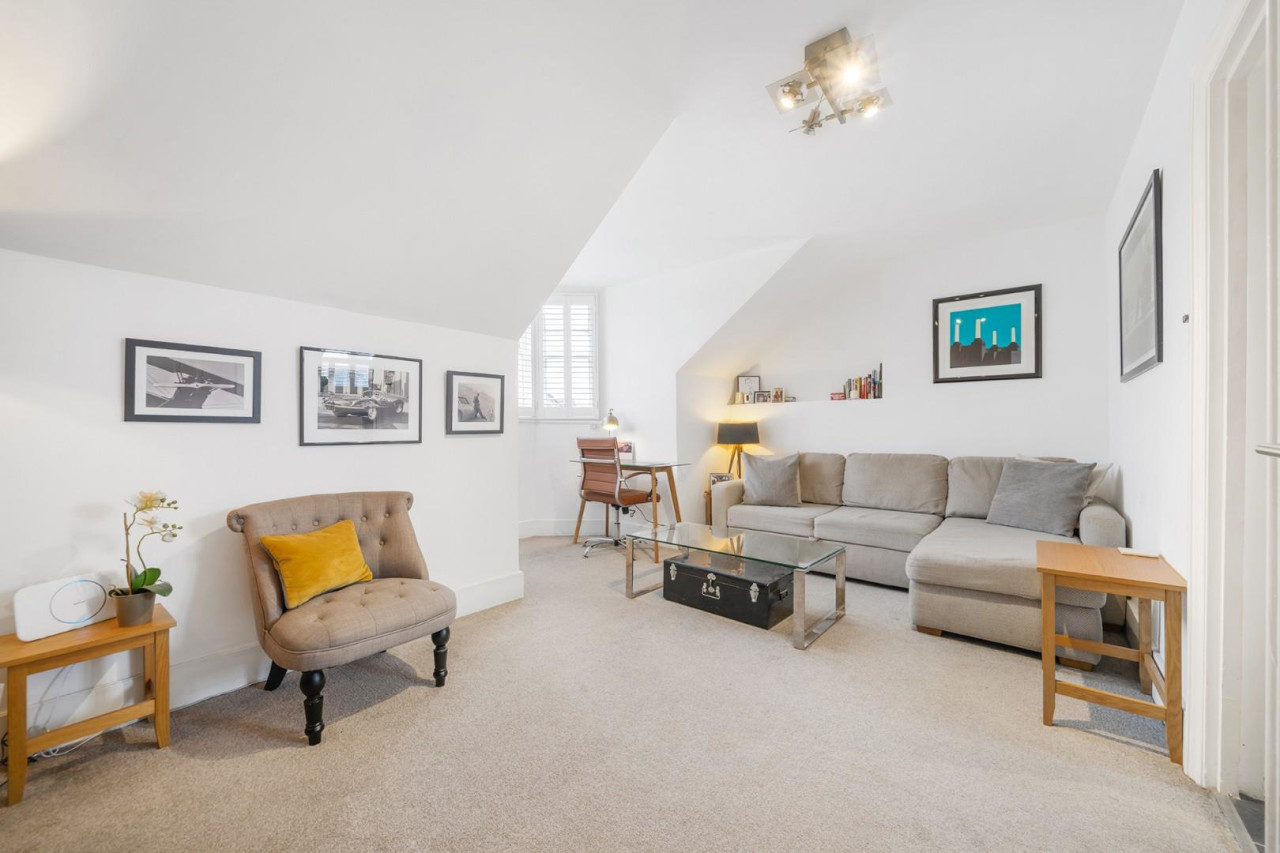 Rosebery Road, SW2