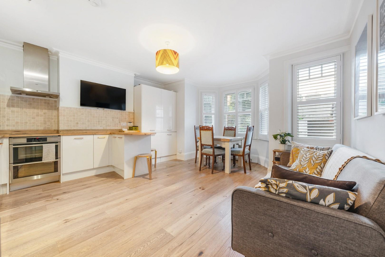 Probyn Road, SW2