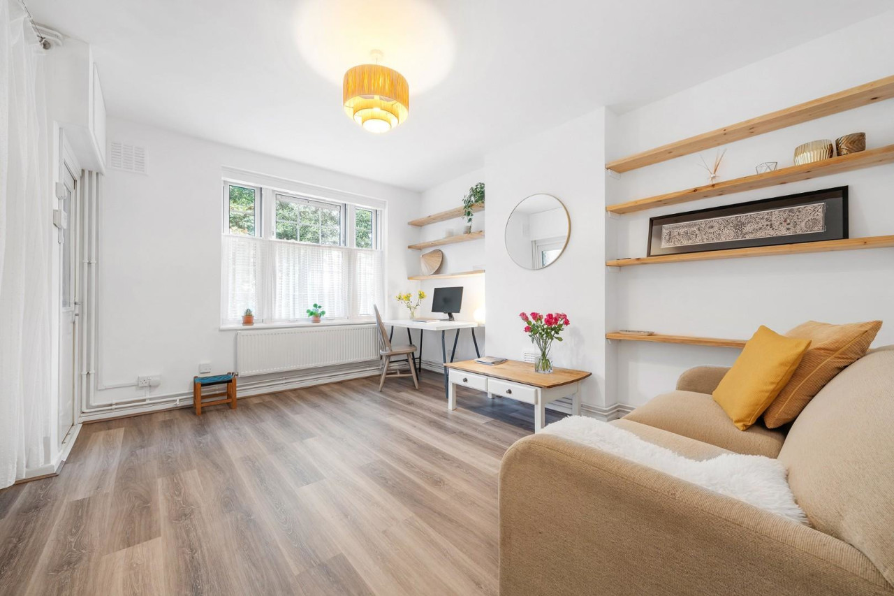 Worsopp Drive, SW4