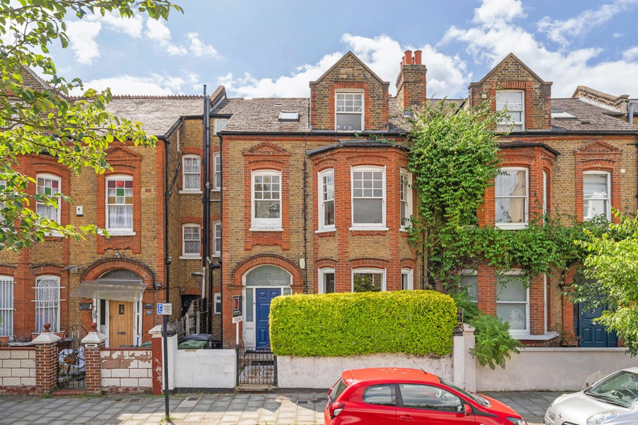 Trent Road, SW2