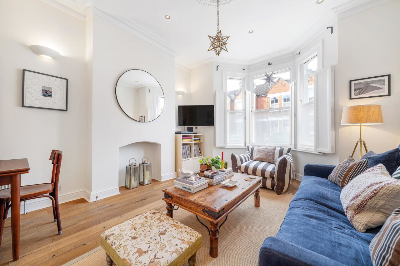 Brading Road, SW2