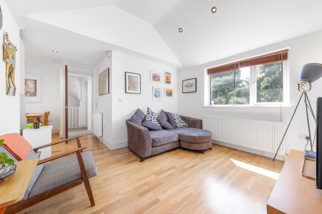 Pulross Road, SW9