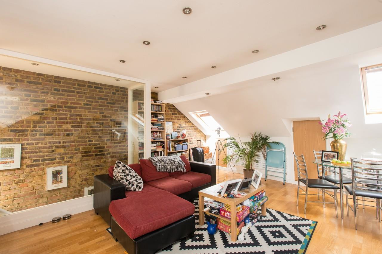 Leander Road, SW2