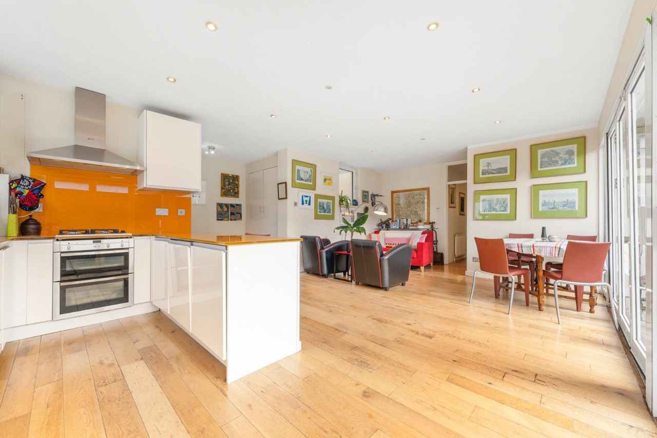 Milkwood Road, SE24