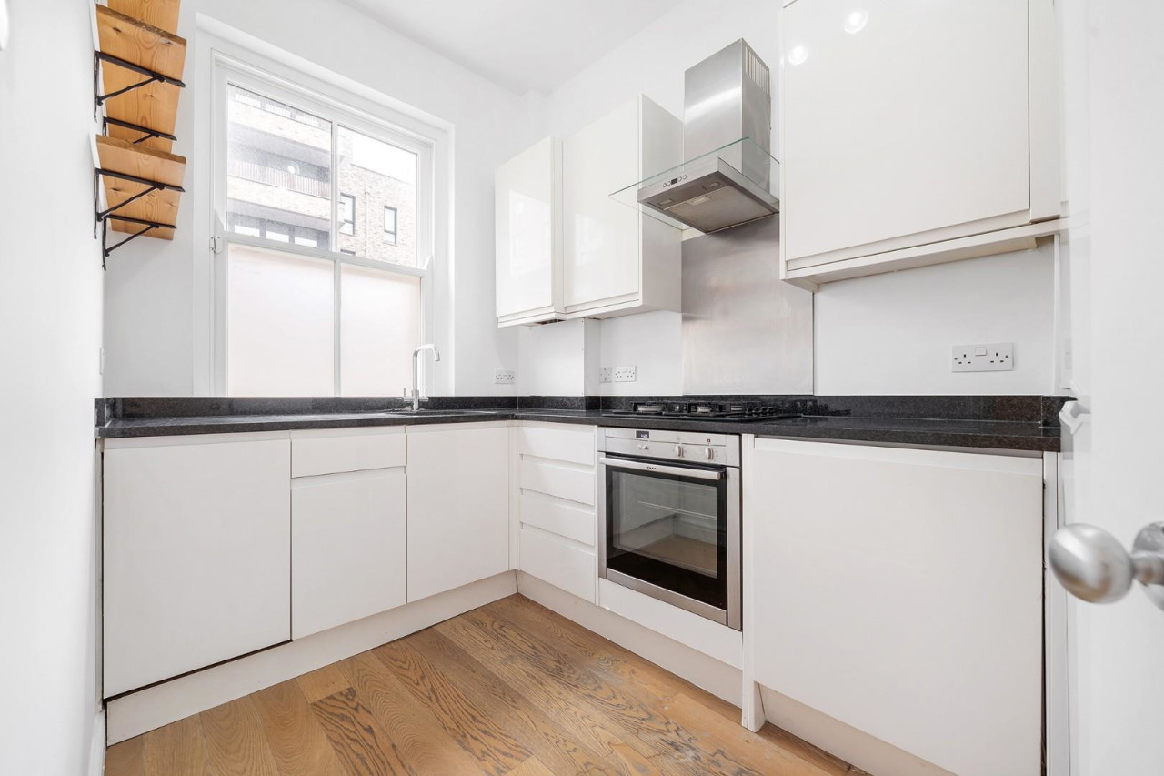 Coldharbour Lane, SW9