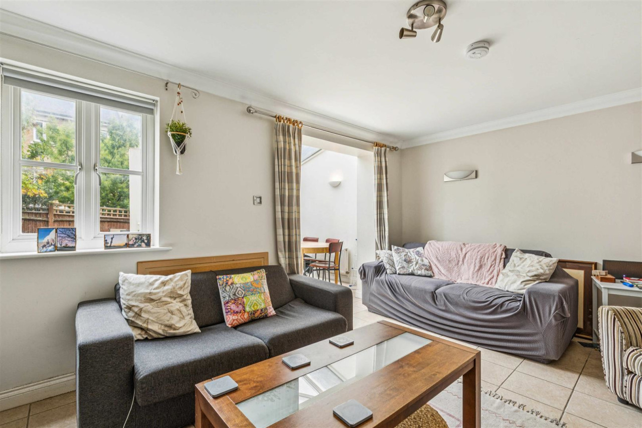 Brockwell Park Row, SW2