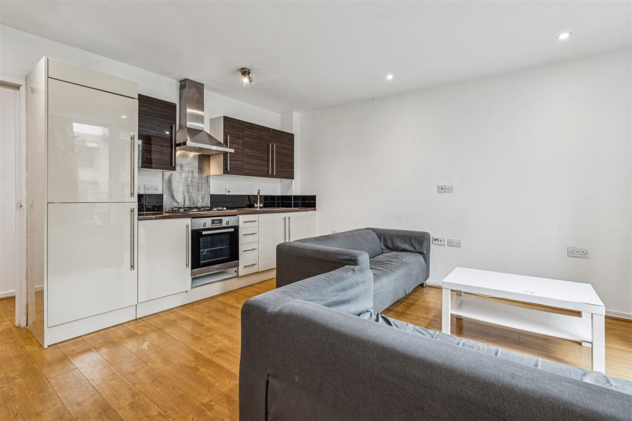 Coldharbour Lane, SW9