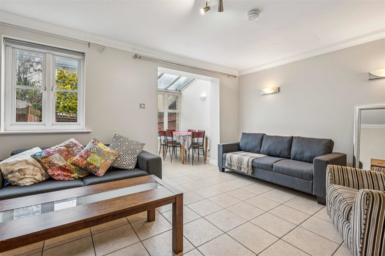 Brockwell Park Row, SW2