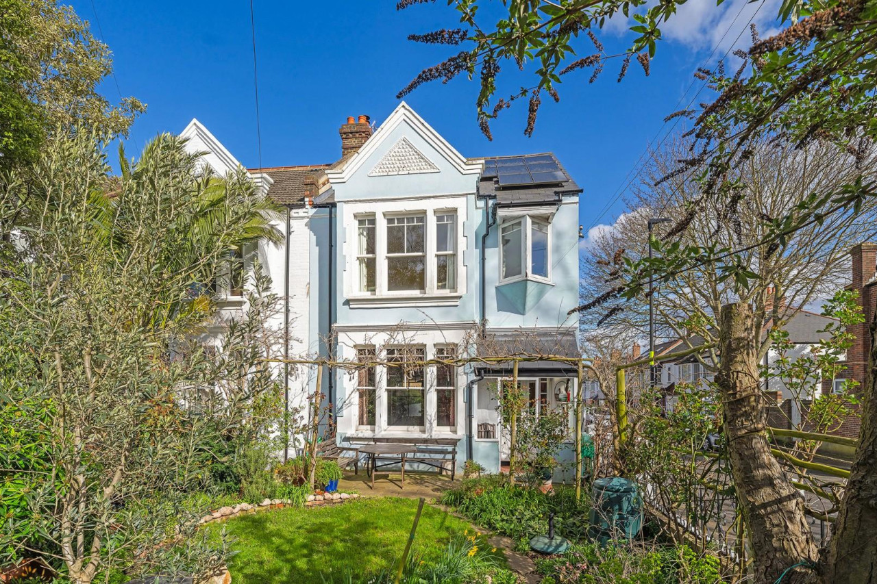 Upper Tulse Hill, SW2