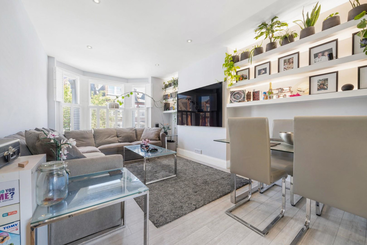 Gubyon Avenue, SE24