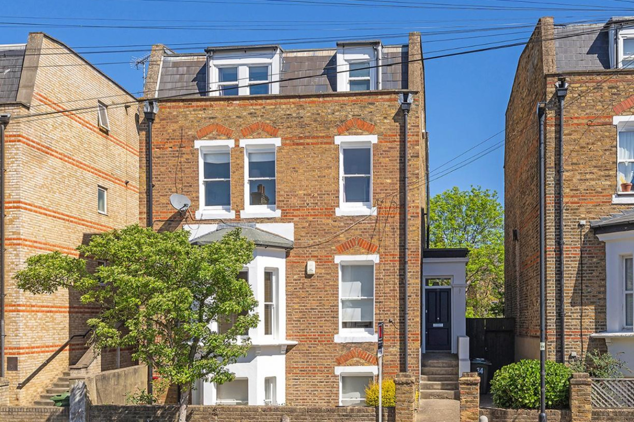 Hayter Road, SW2