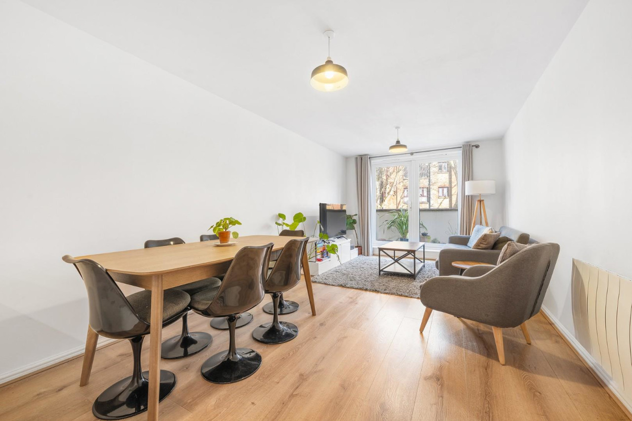 Morrish Road, SW2