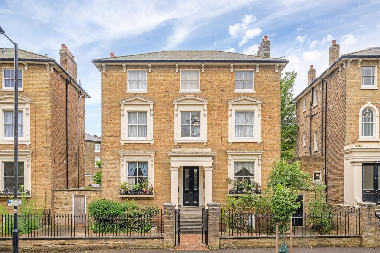 St John's Crescent, SW9