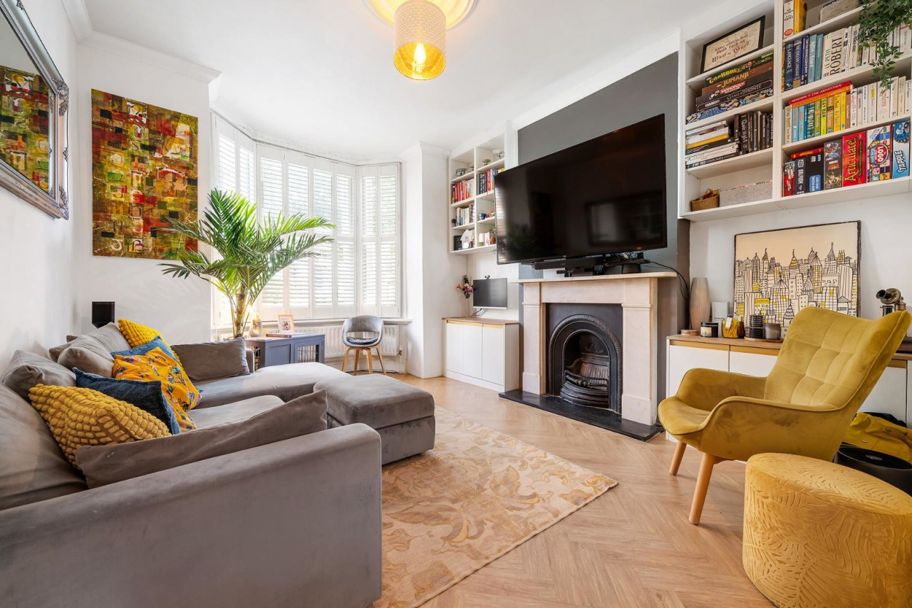 Sandmere Road, SW4