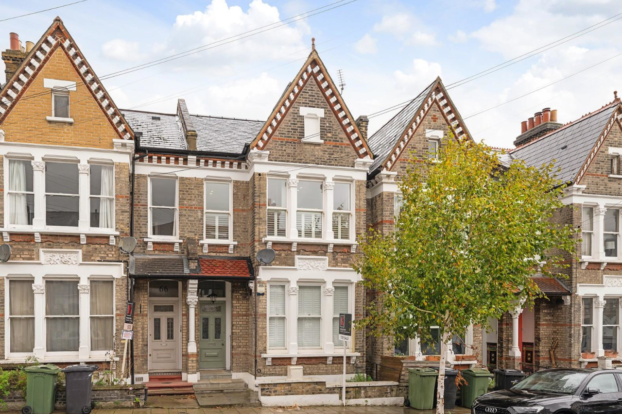 Helix Road, SW2
