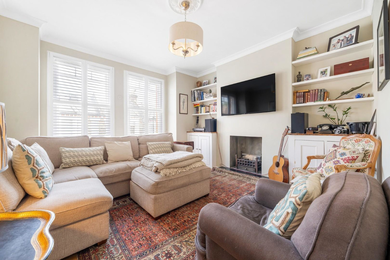 Brading Road, SW2