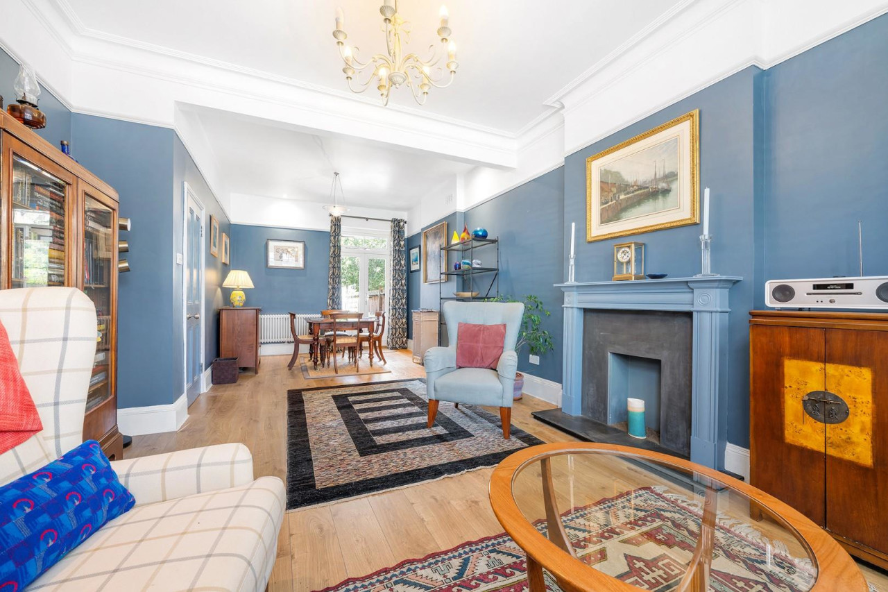 Cricklade Avenue, SW2