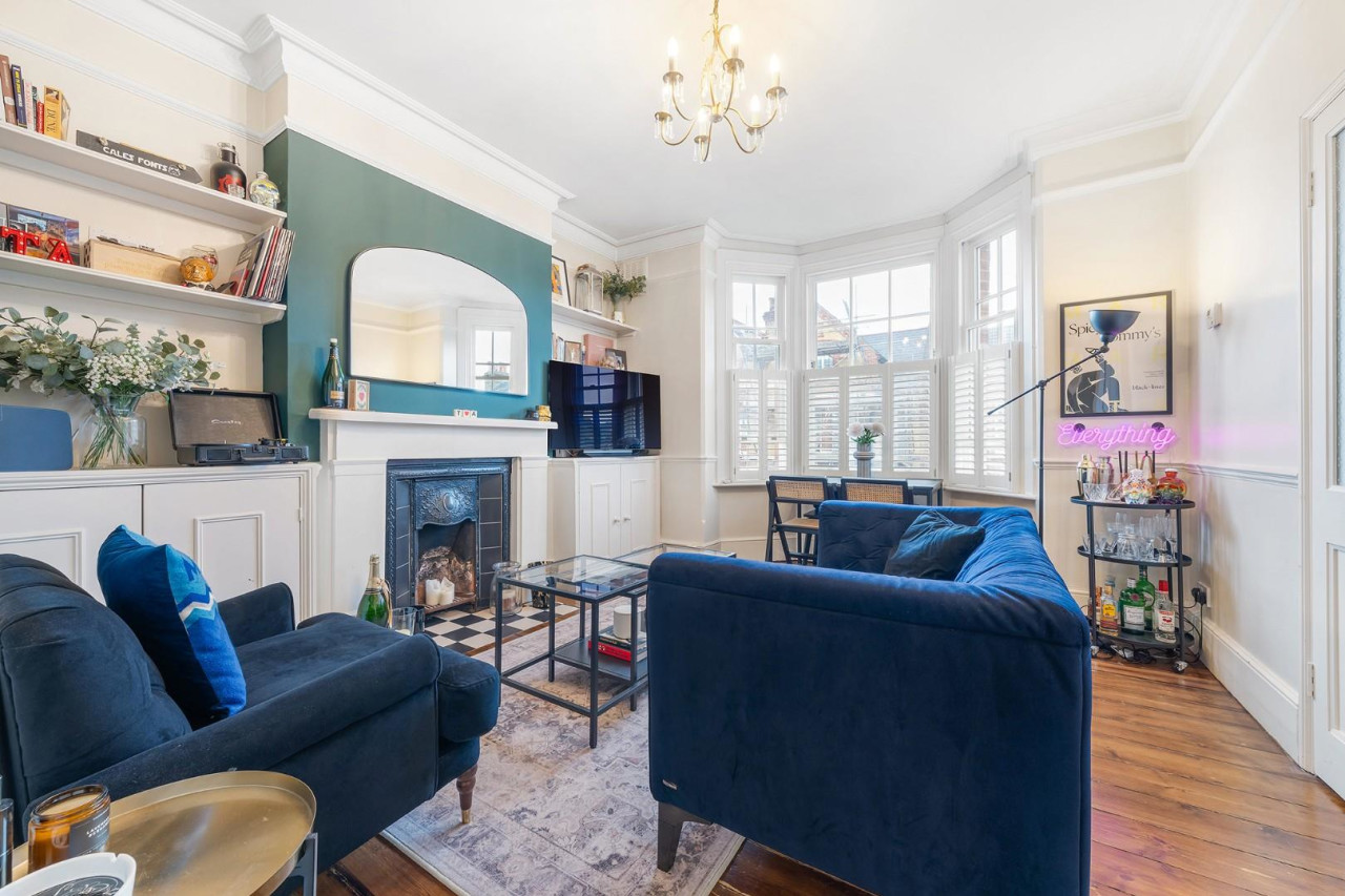 Thornbury Road, SW2