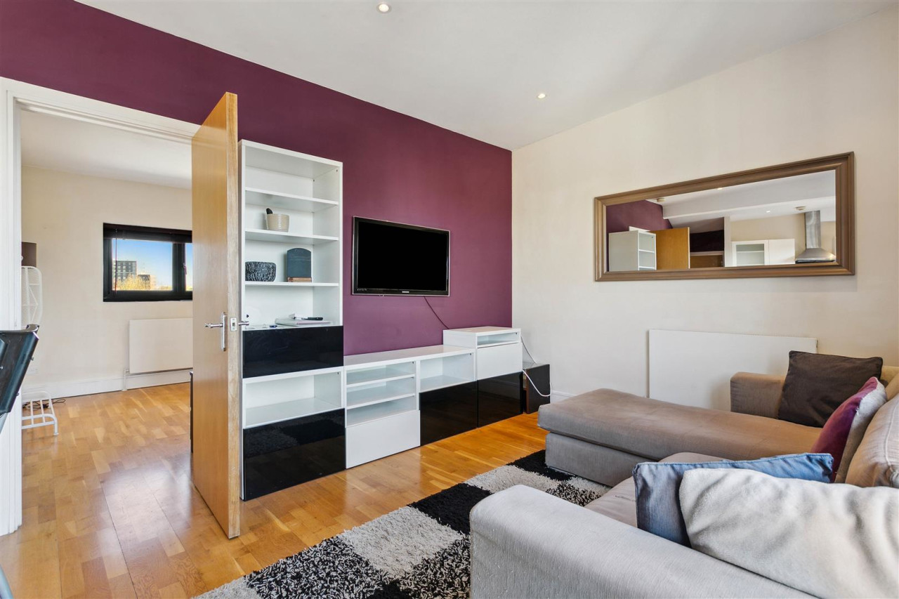 Horseshoe Mews, SW2