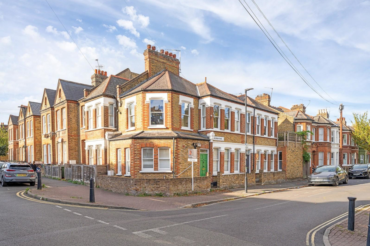 Strathleven Road, SW2