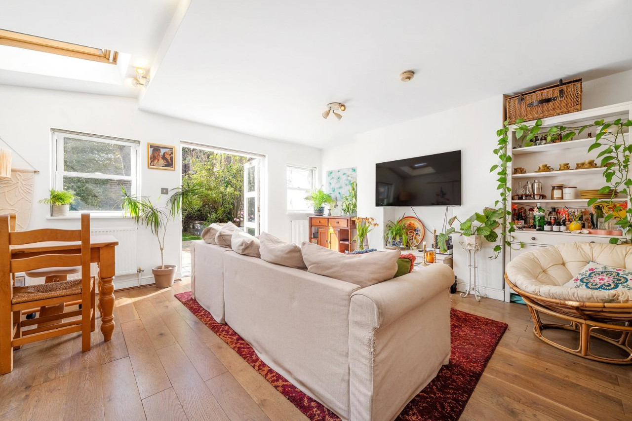 Arodene Road, SW2