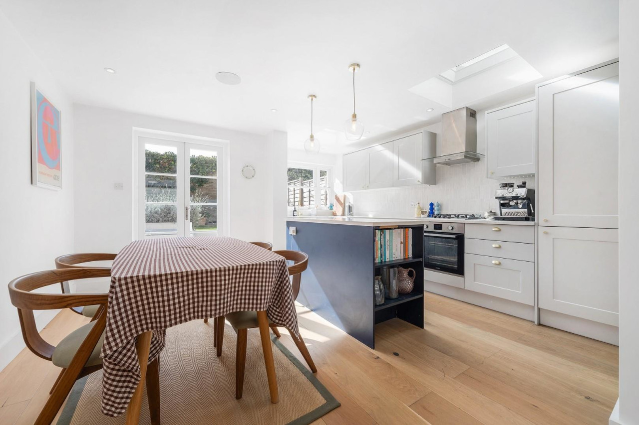 Nursery Road, SW9