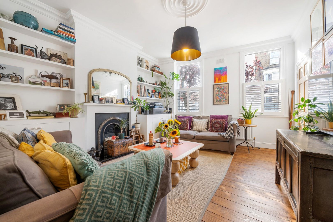 Santley Street, SW4