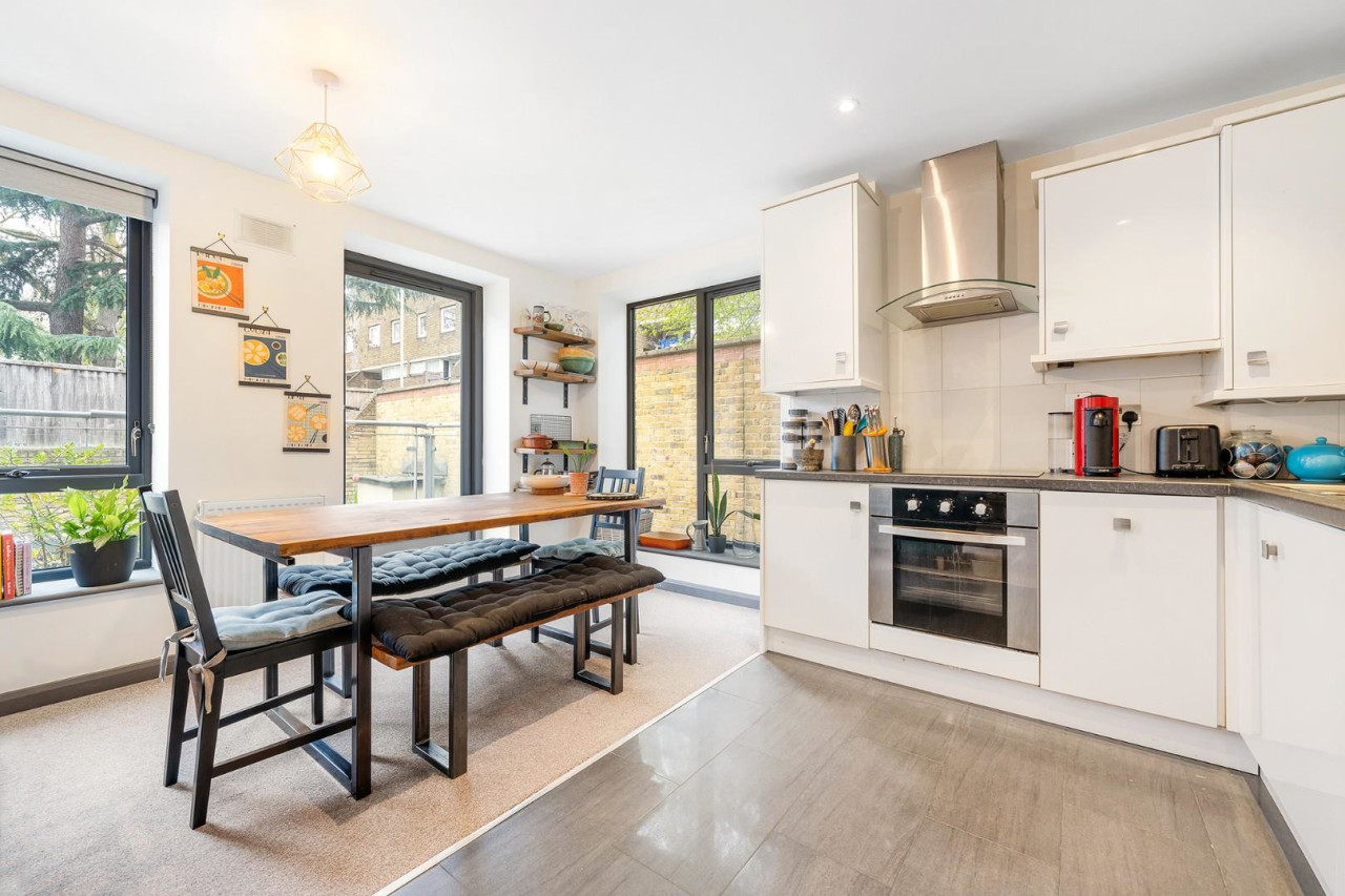 Tulse Hill, SW2