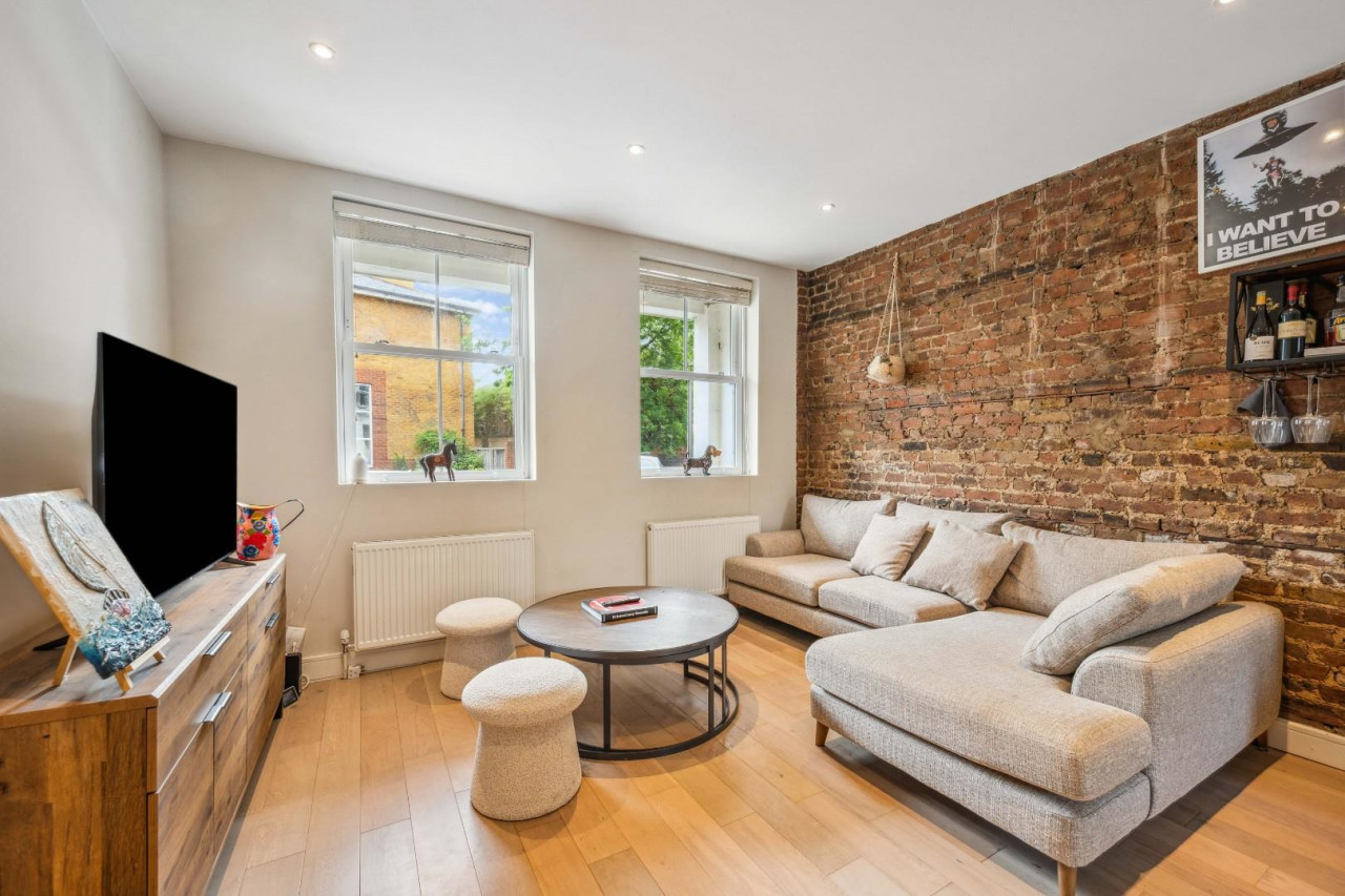 Railton Road, SE24