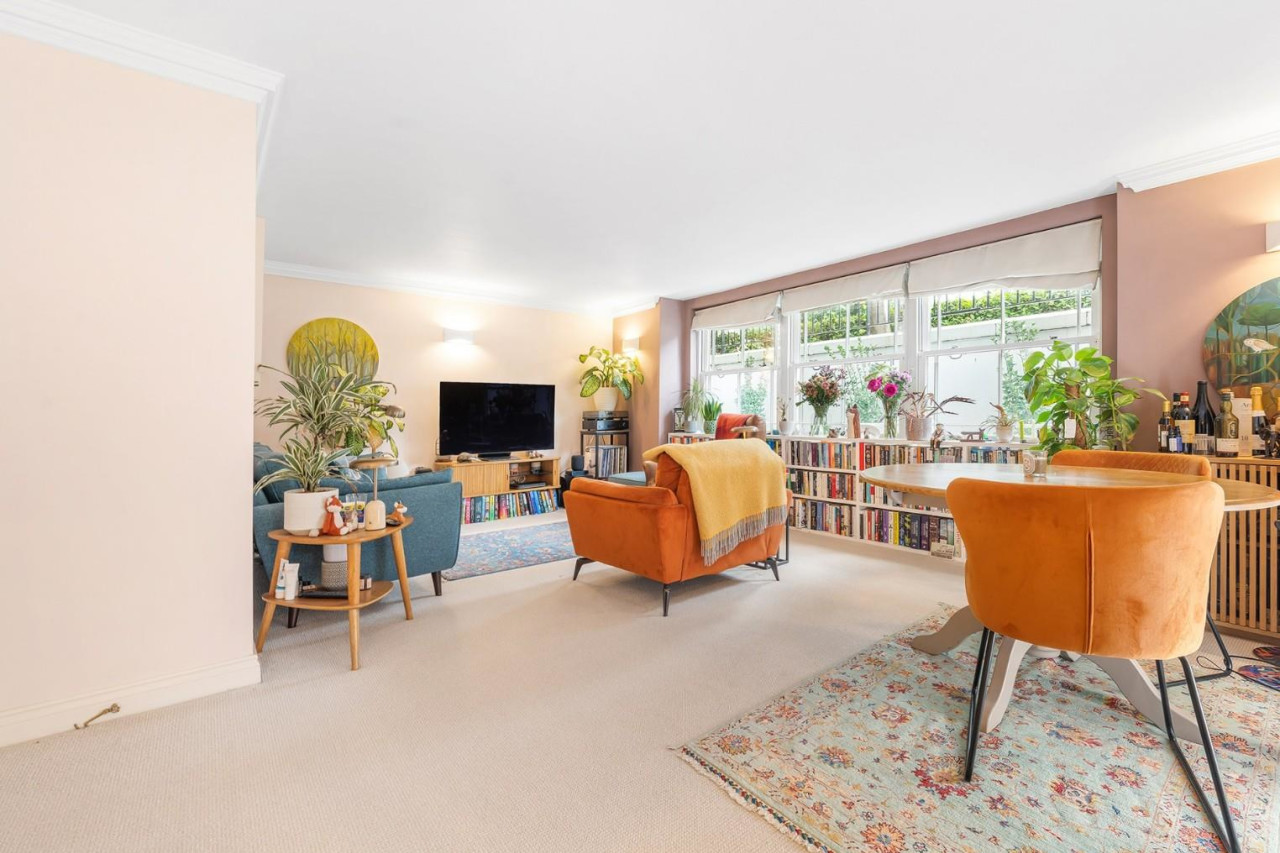 Stockwell Park Road, SW9