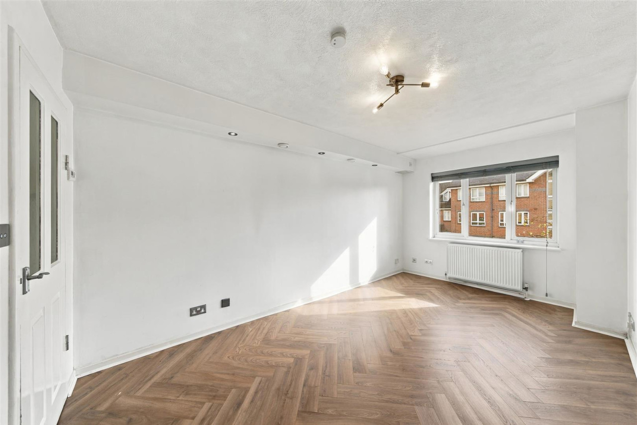 Campbell Close, SW16