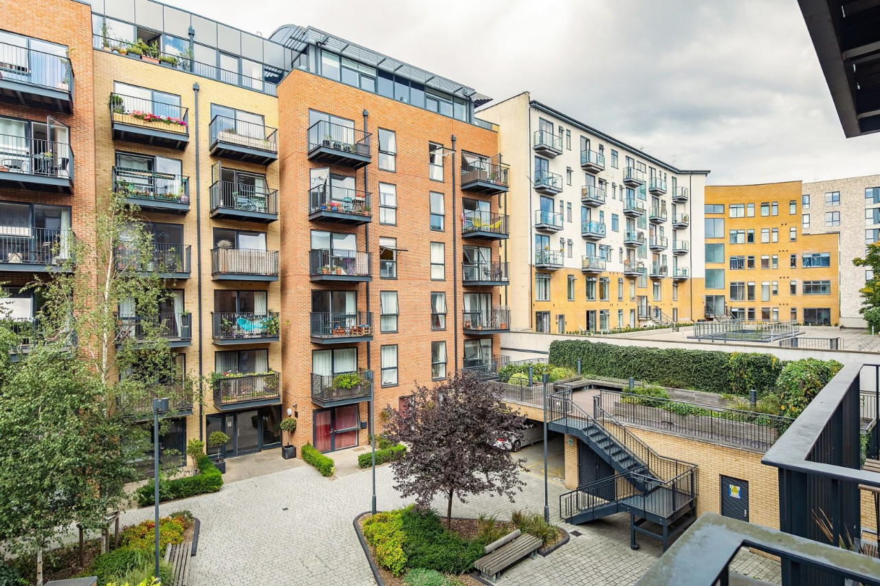Flat for sale on Carney Place, SW9, Ref 29417126 Keating Estates