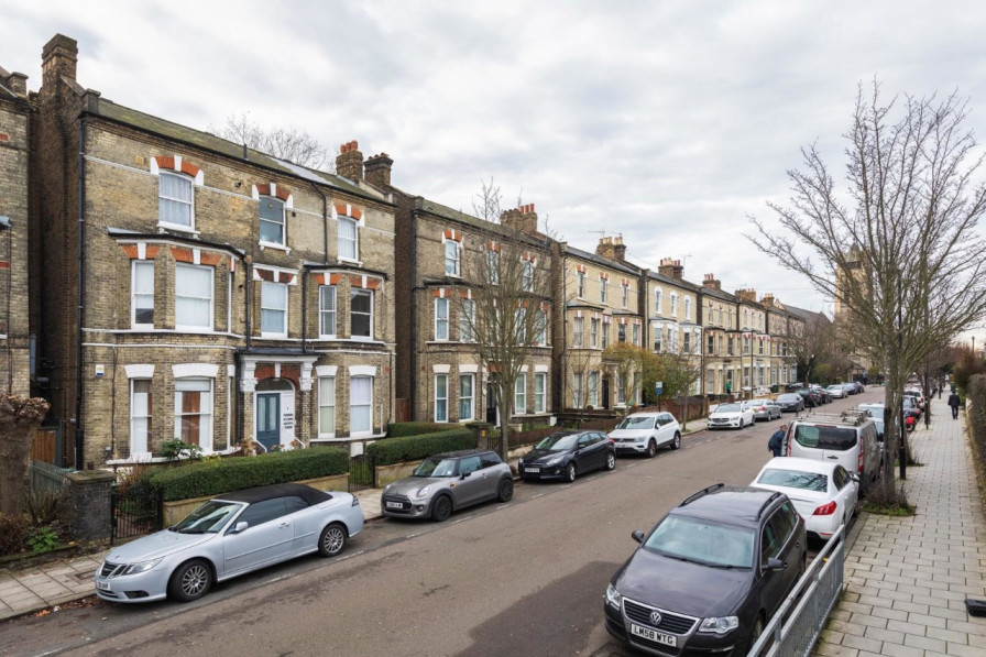Flat for sale on Lambert Road, SW2, Ref 29505002 Keating Estates