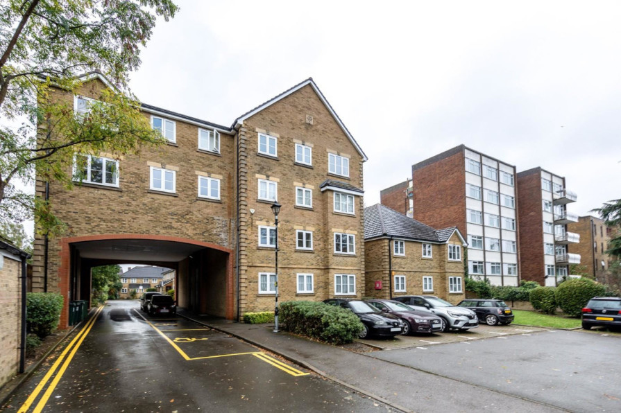 Flat for sale on Arborfield Close, SW2, Ref 30078708 Keating Estates