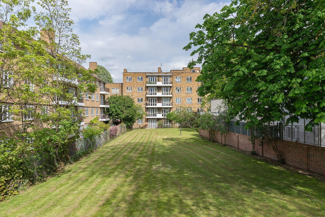 Flat for sale on Trinity Gardens, SW9, Ref 30641683 Keating Estates