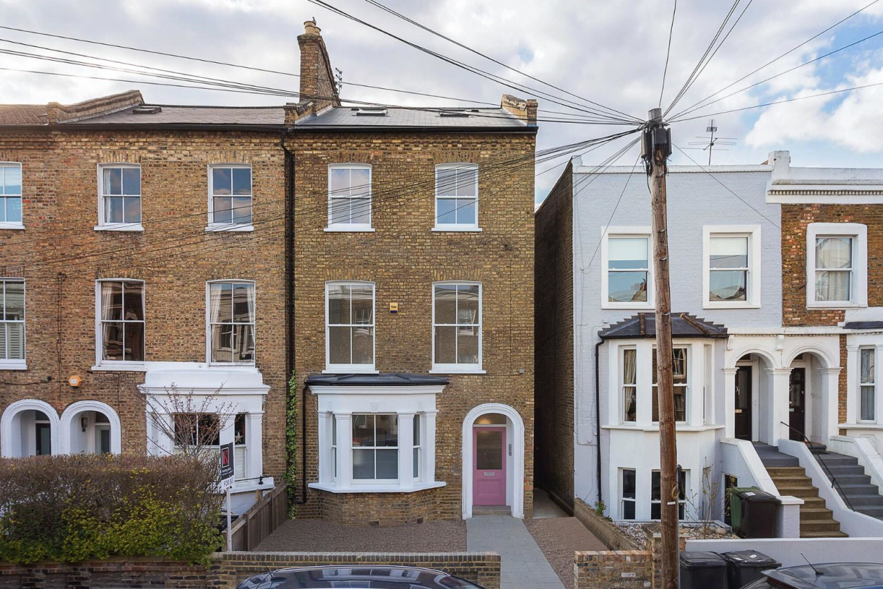 Flat for sale on Shakespeare Road, SE24, Ref 30577494 Keating Estates