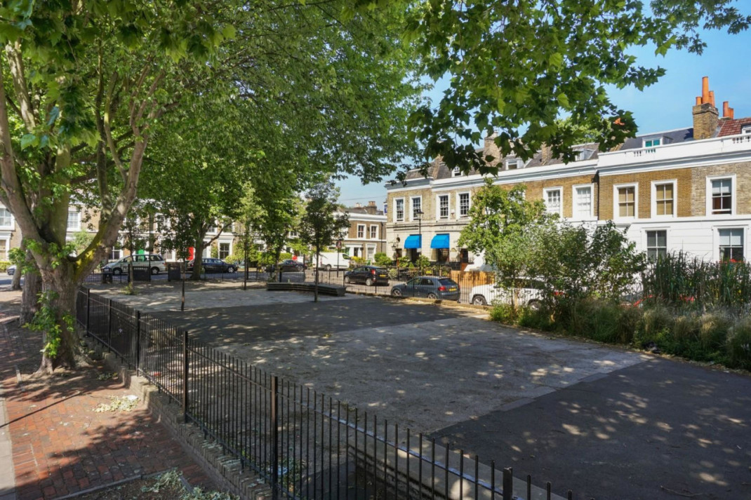 Flat for sale on Trinity Gardens, SW9, Ref 30869852 Keating Estates