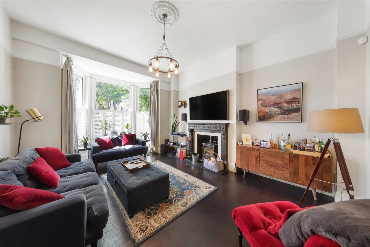 Properties for sale Keating Estates